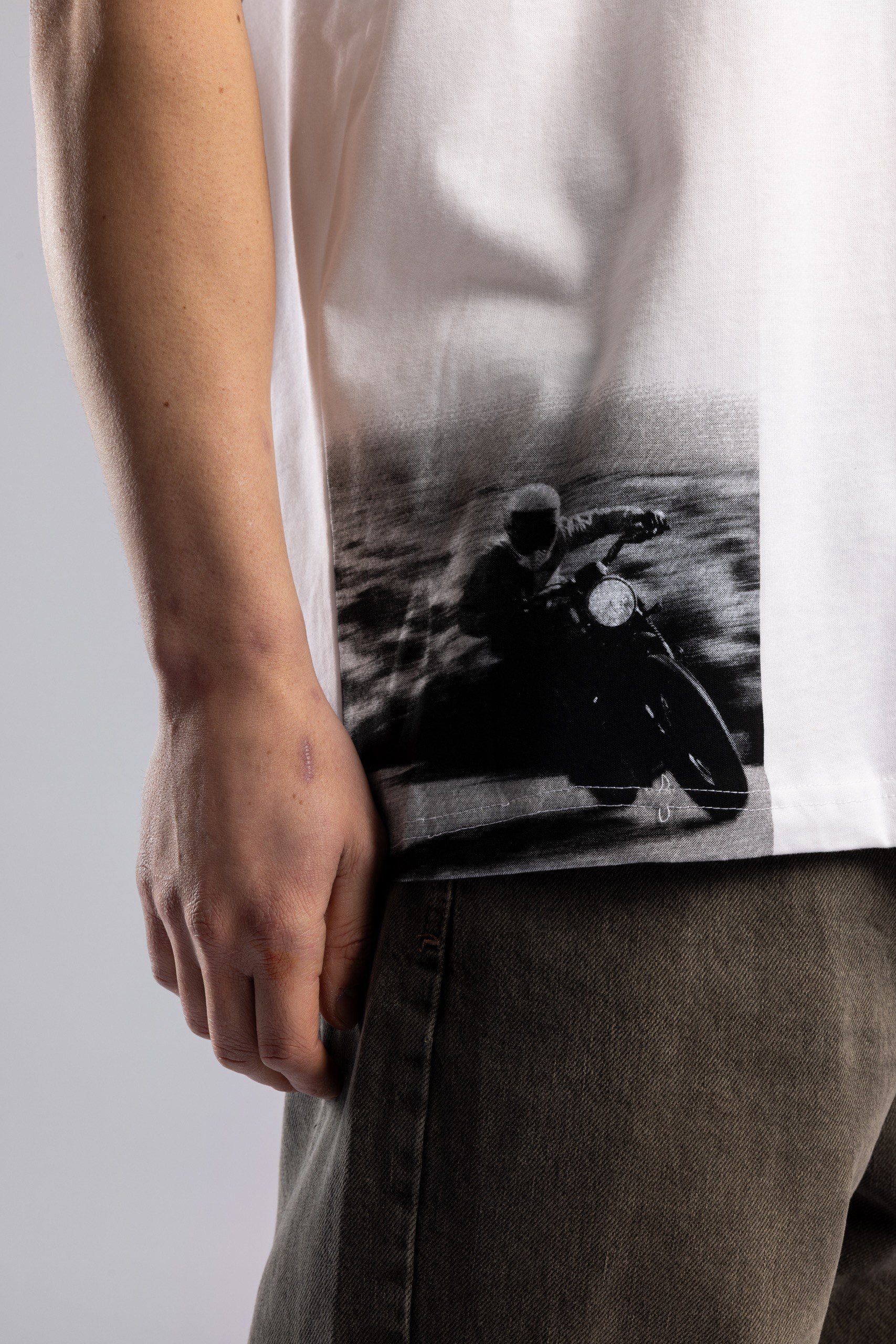 Tricou Brotherhood Motion
